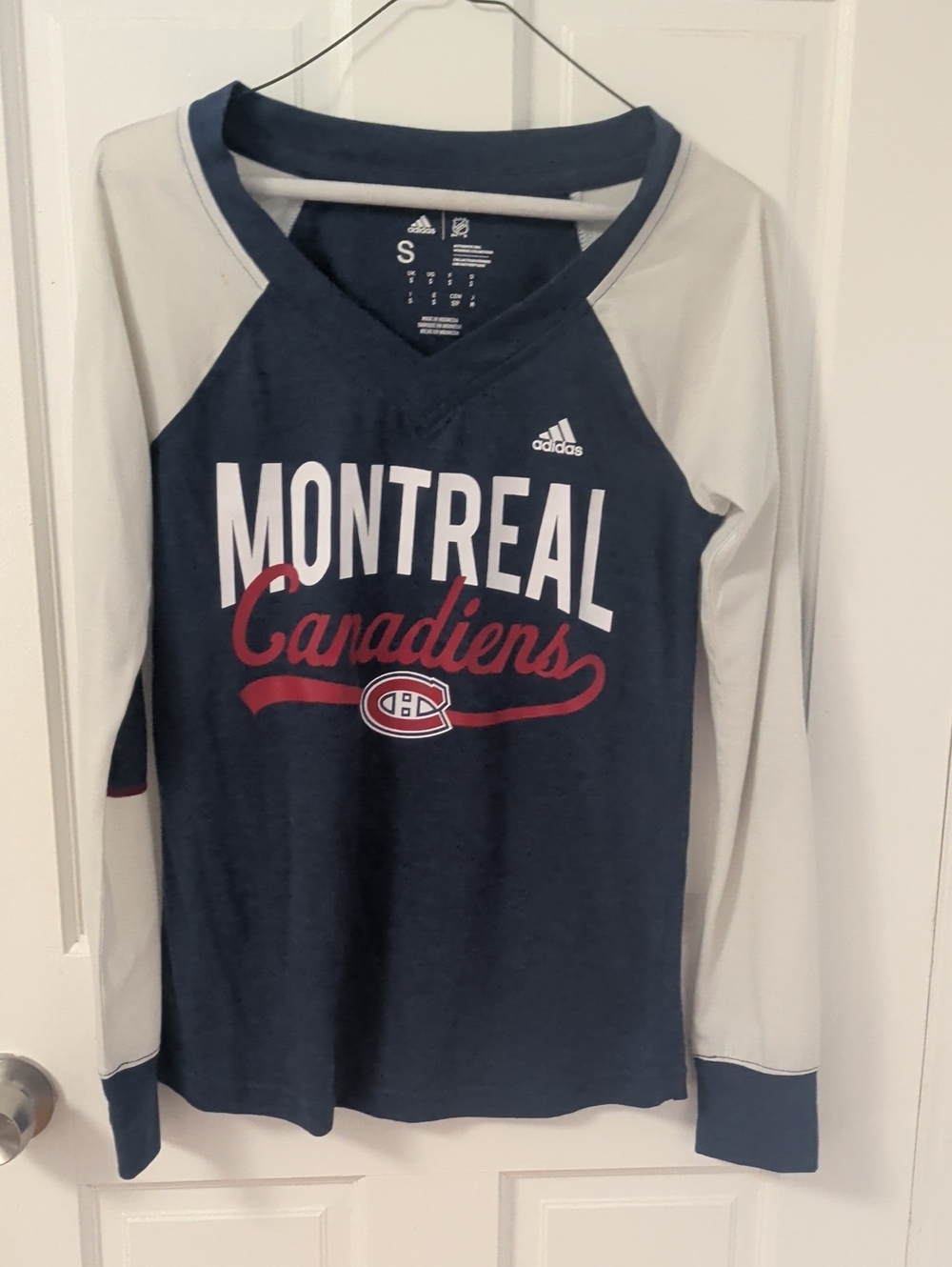 adidas Navy/White/Red Montreal Canadiens Long-Sleeve Raglan Tee